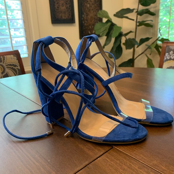 Blue Heels - Picture 2 of 2